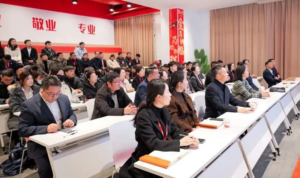 开工大吉！上海东方龙商务科技集团召开一季度“开门红”竞赛动员大会！
